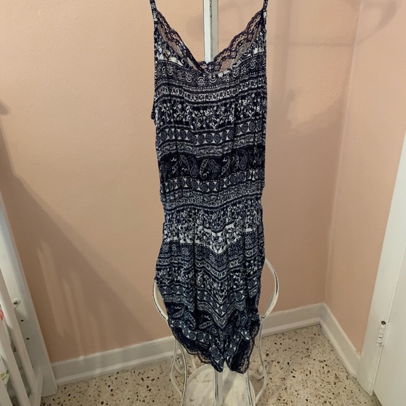 Patterned romper - Picture 3 of 3